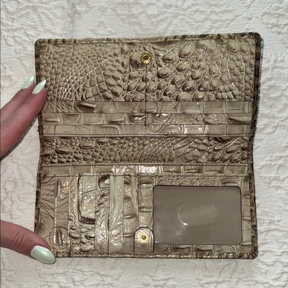 Brahmin Ady Wallet - Picture 2 of 5